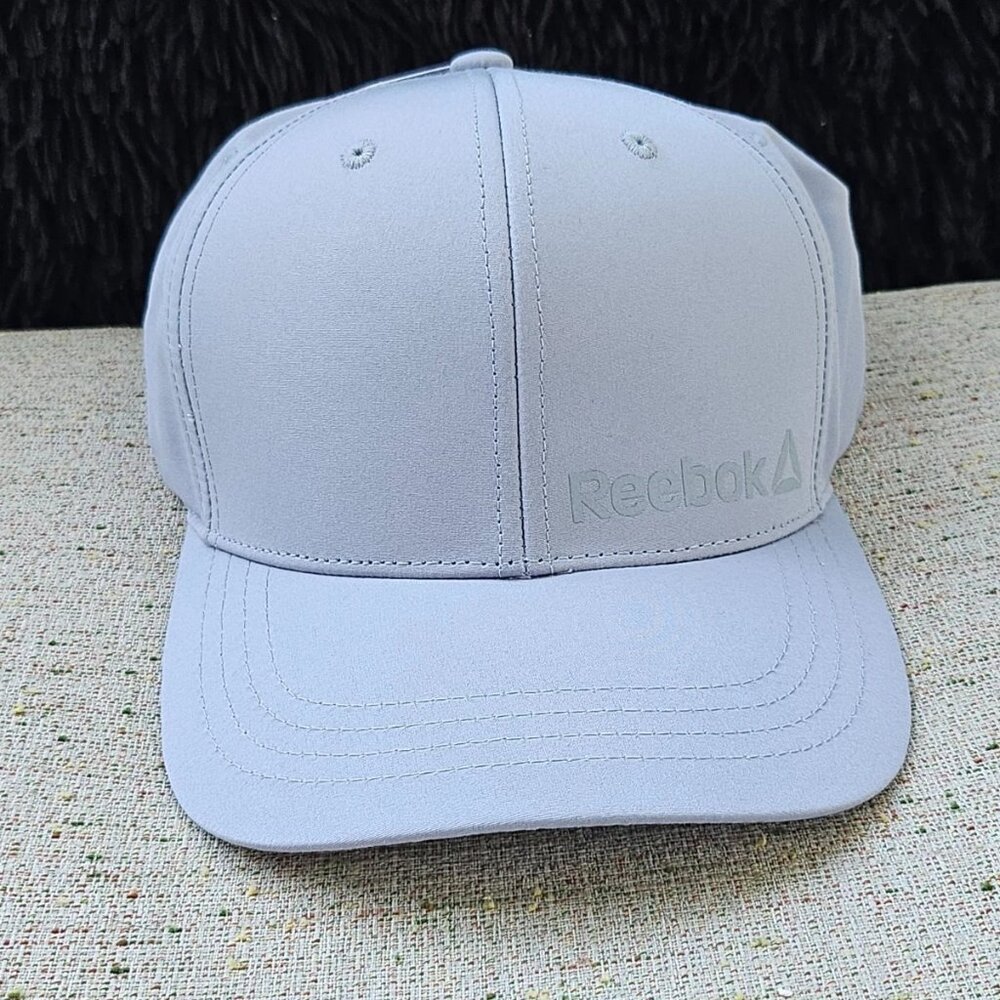 Reebok Men Hat Gray Sport Baseball Cap Hat Training Cap New With Tags